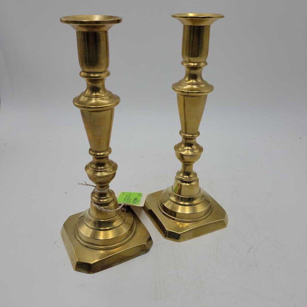 WDV1782 Set of 2 Brass Candle Holders 8"t {R}