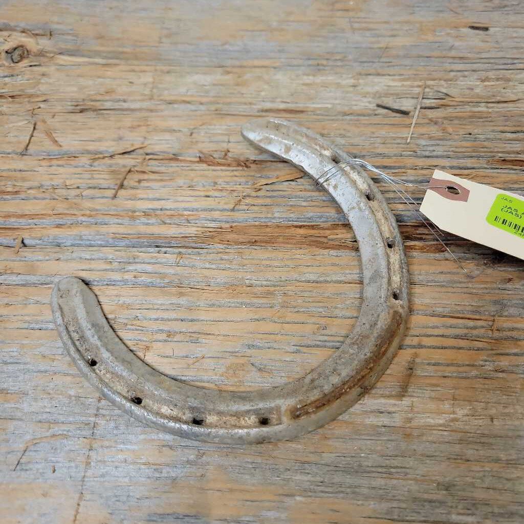 Antique Horse shoe (JAS)