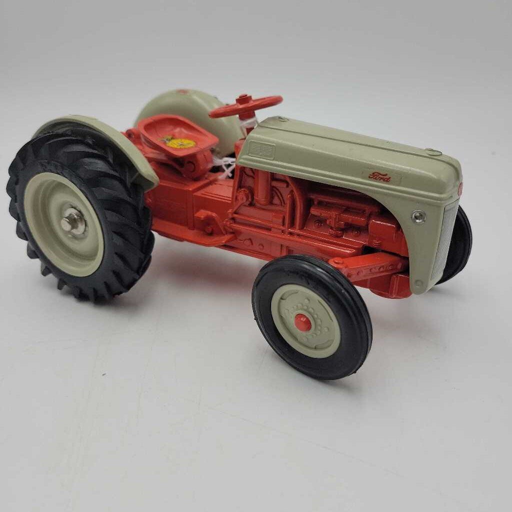 Ford Tractor (RAE)