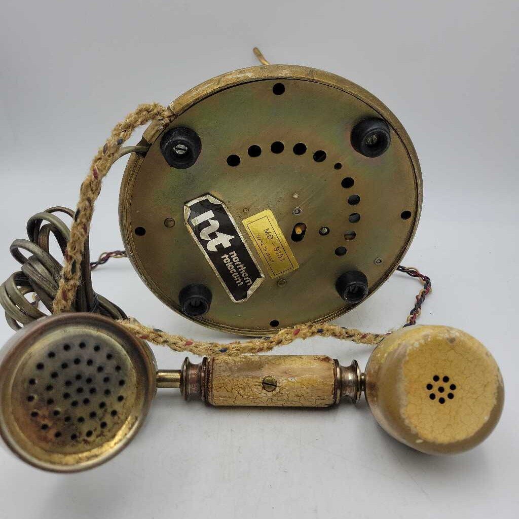 Italian "Northern Telecom" Rotary Phone (Model MD - 9151) (SAL)