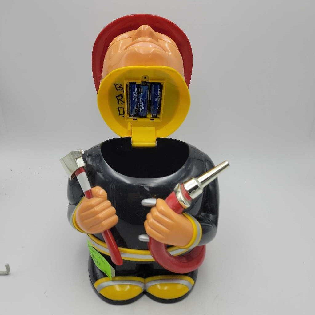 Fireman Cookie Jar (YVO) (503)