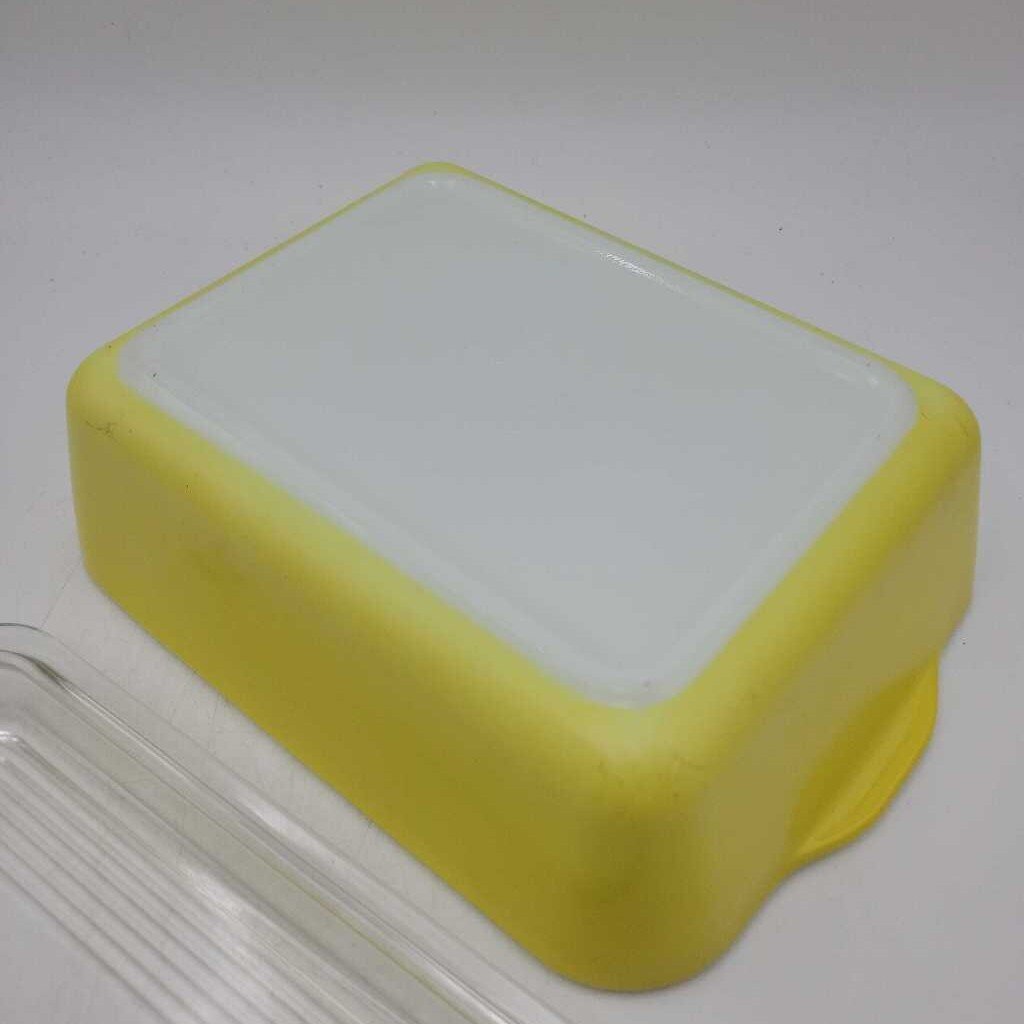 Yellow Pyrex Fridge Keeper (YVO) (503)