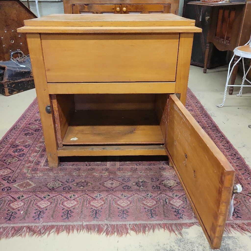 Primitive Farmhouse Potty SCAF0075 (SC)