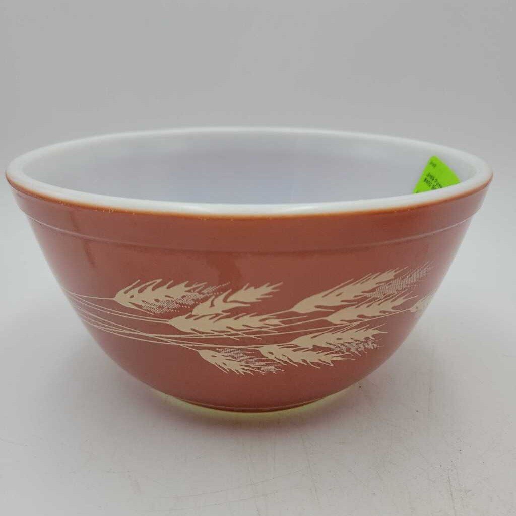 Pyrex Autumn Harvest #402 Bowl (JH49)