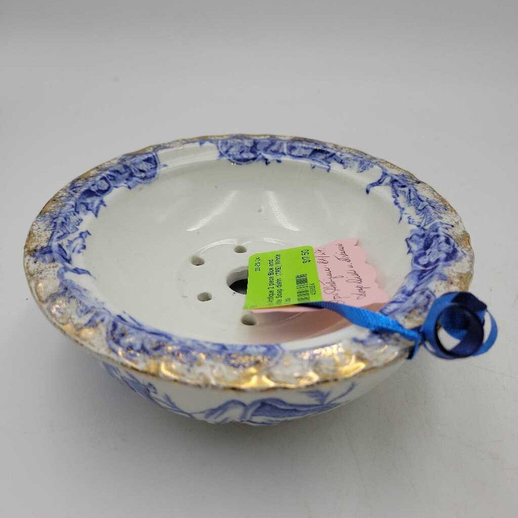 Antique 2 piece Blue and White Soap dishh (TRE)