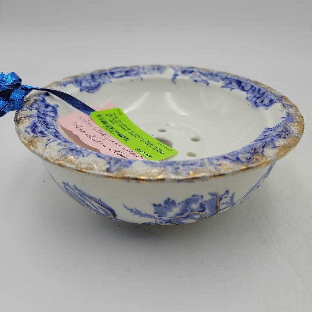 Antique 2 piece Blue and White Soap dishh (TRE)