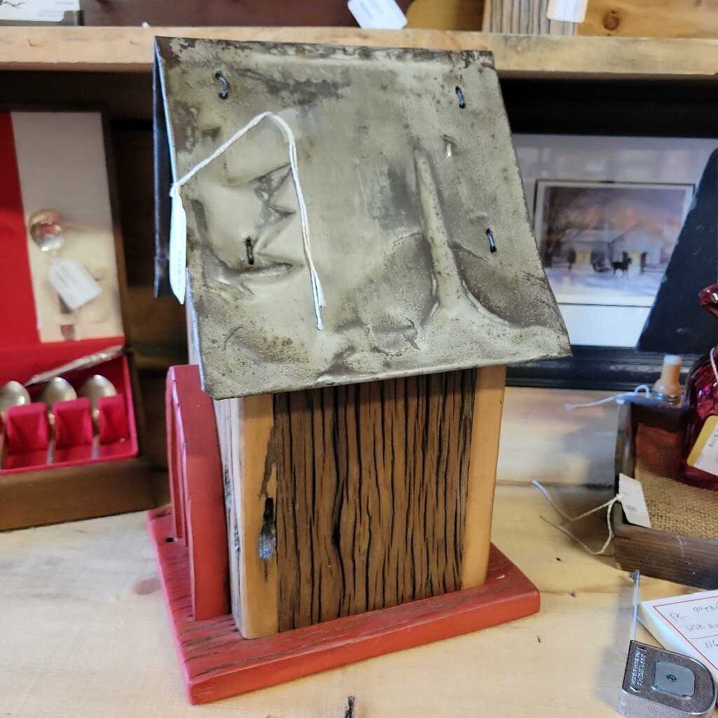 Birdhouse medium national and red arch door (PC)