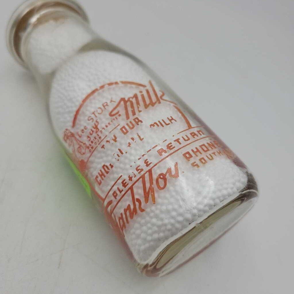 Kellough Bros Dairy Half Pint Milk Bottle Fort Williams Port Arthur (JEF)