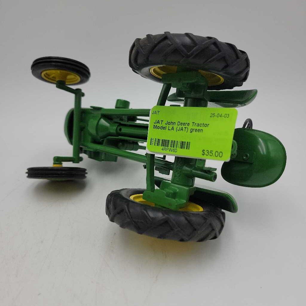 John Deere Tractor Model LA (JAT)