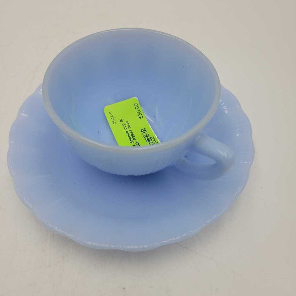 Pyrex delphite cup & saucer(LIND) P2844