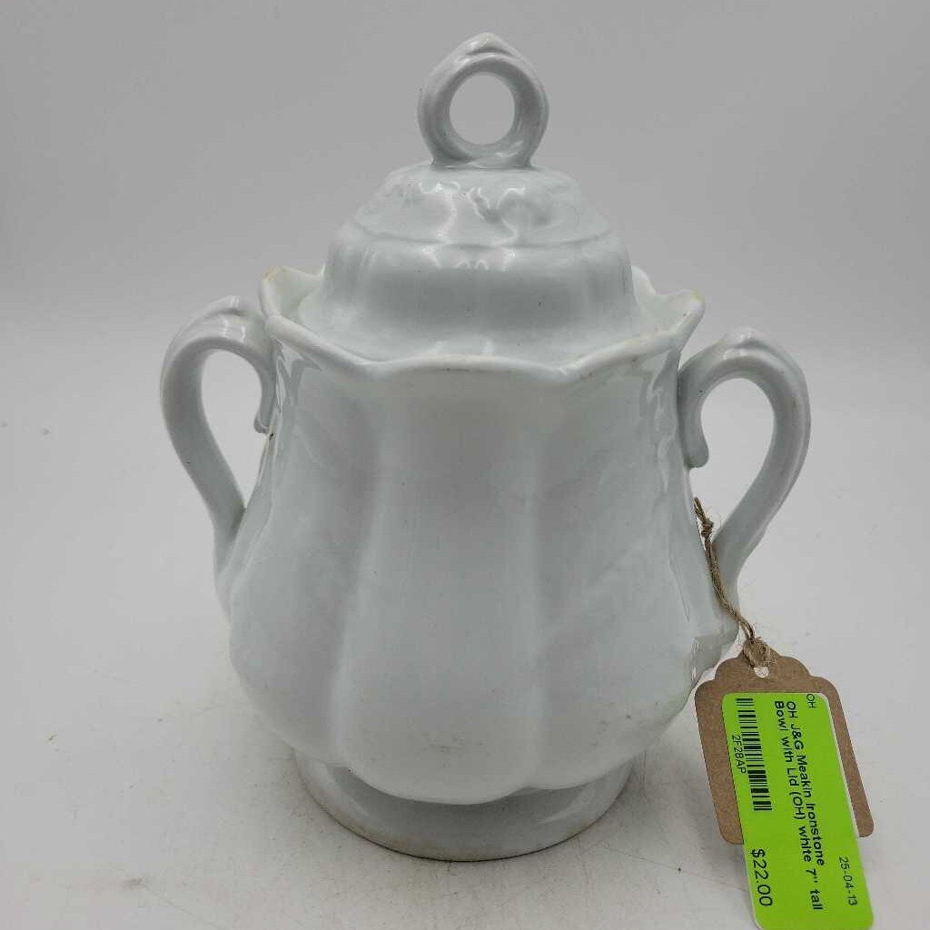 J&G Meakin Ironstone Bowl with Lid (OH)