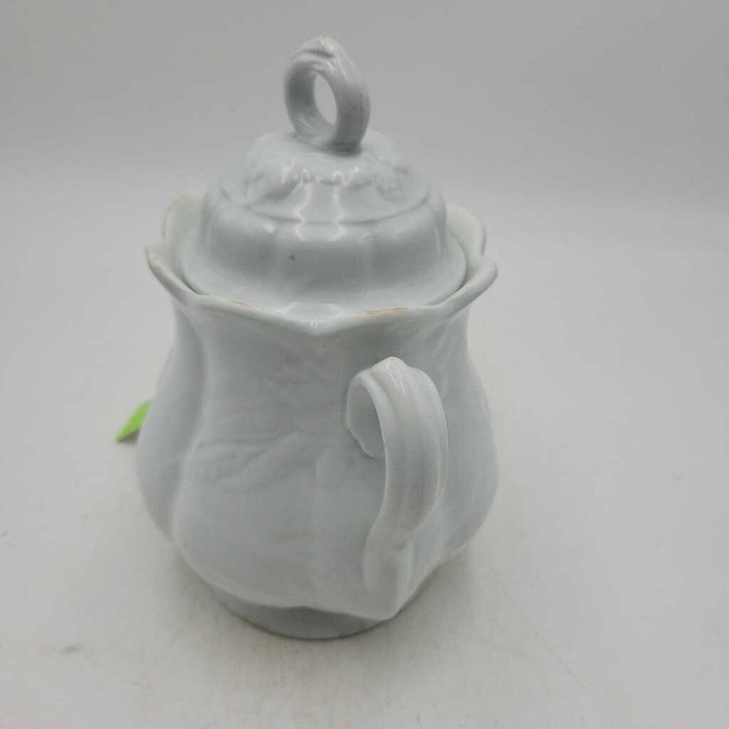 J&G Meakin Ironstone Bowl with Lid (OH)
