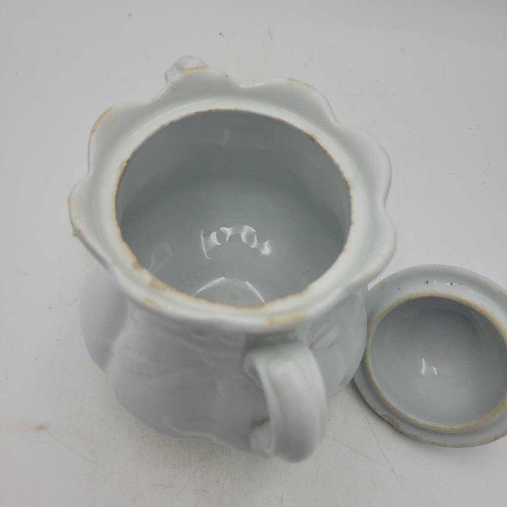 J&G Meakin Ironstone Bowl with Lid (OH)