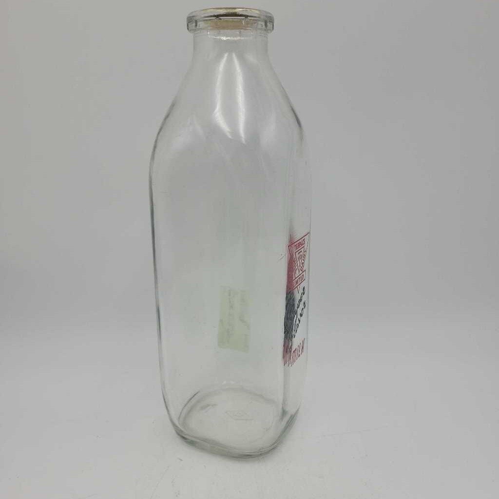 Terrace Hill Dairy milk Quart bottle (JAS)