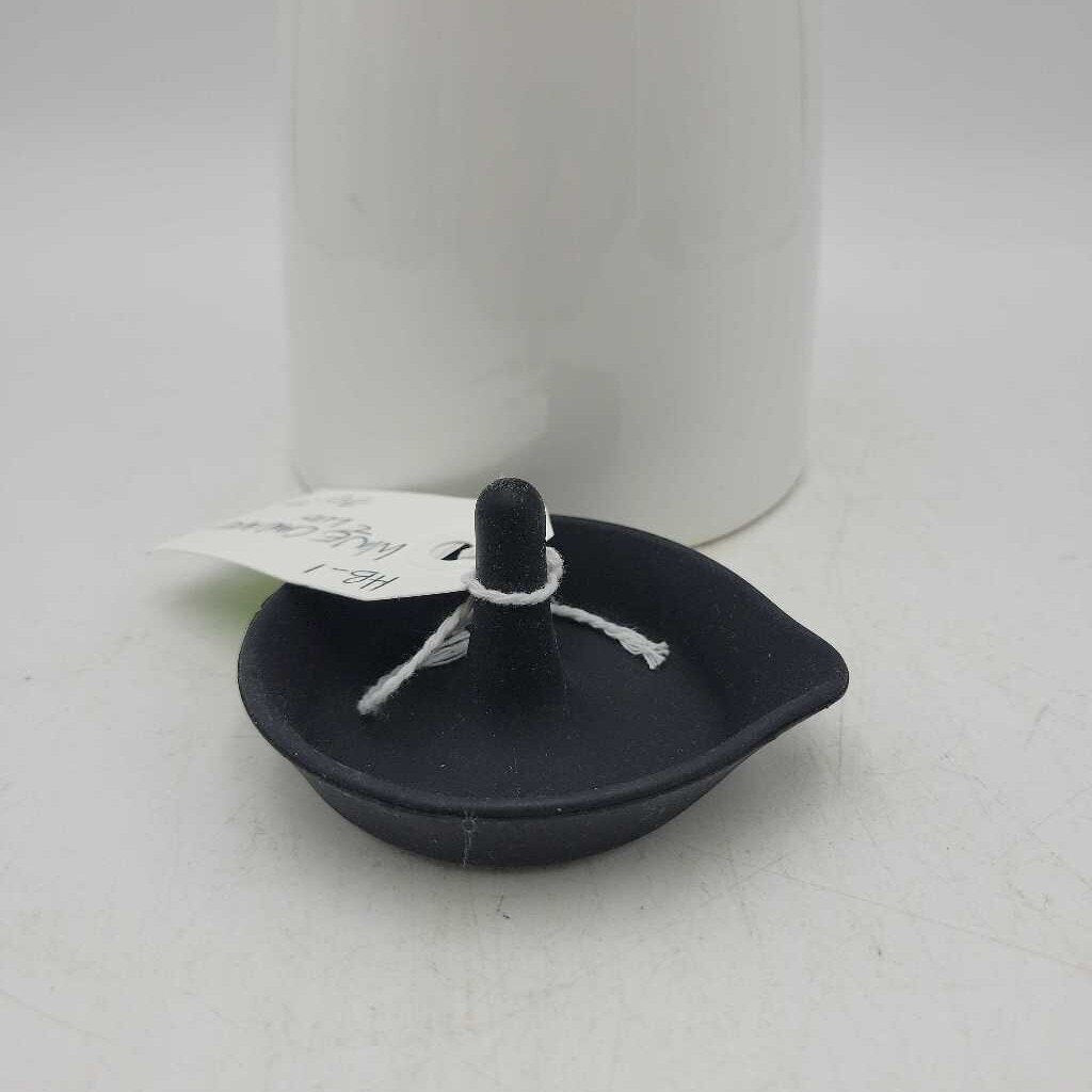 HB 1 white glass wine carafe with rubber stopper