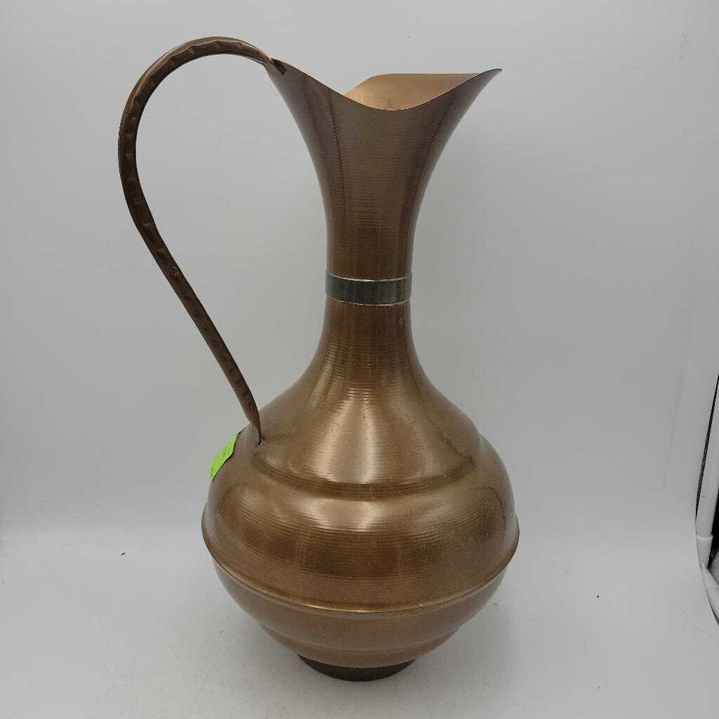 Copper Pitcher Planter (YVO) (504)