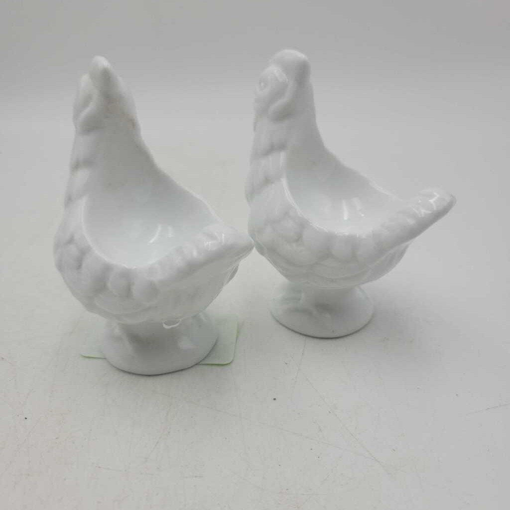 Pair of Porcelain Rooster Egg Cups (Pair) (TWS)
