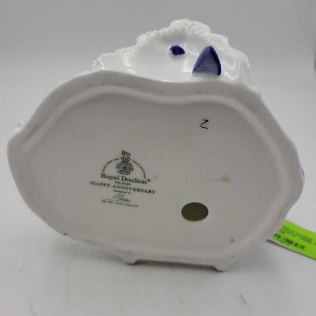 Royal Doulton "Happy Anniversary" (DEB) HN3097