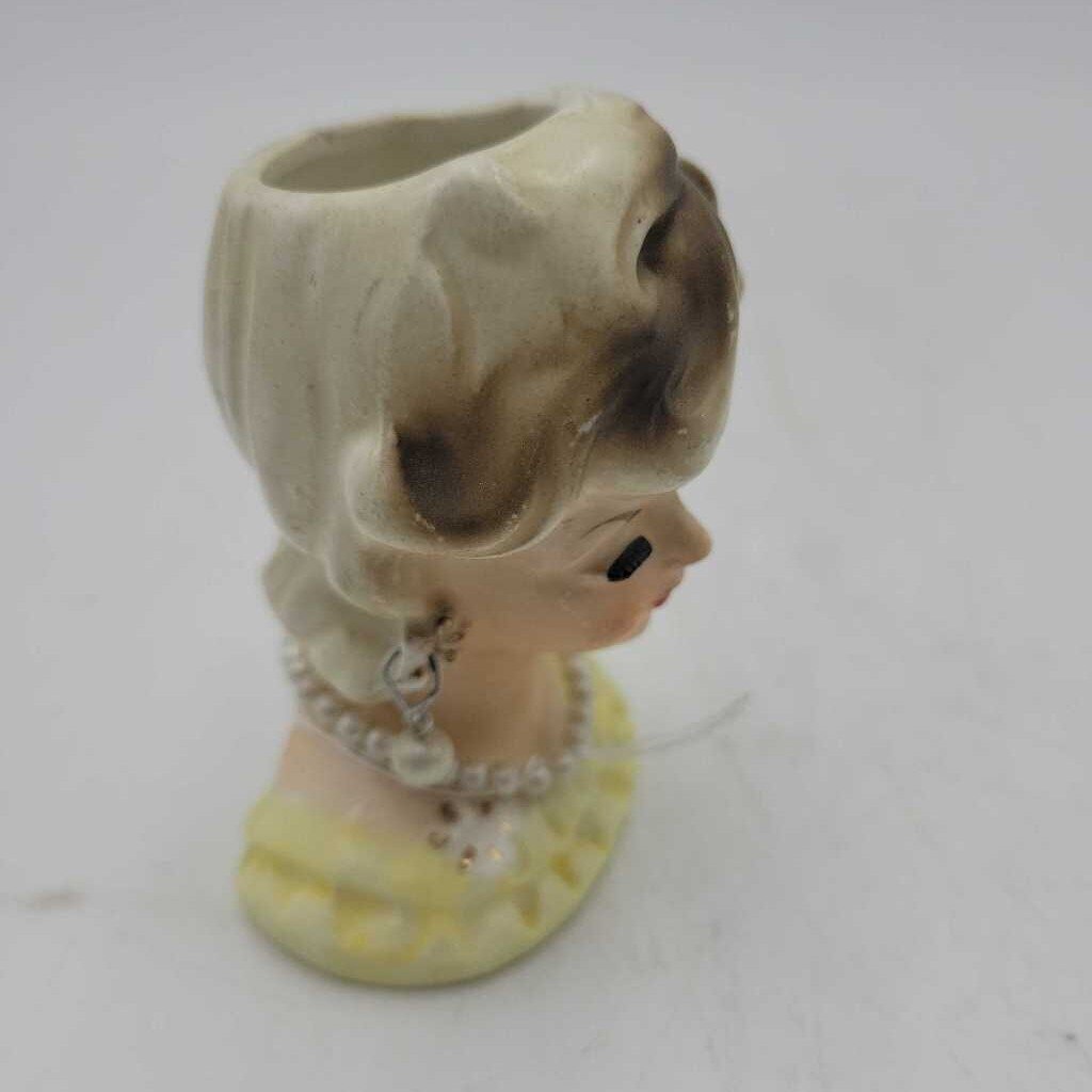 Vintage Miniature Lady Head Vase 1960's (DS) 3226