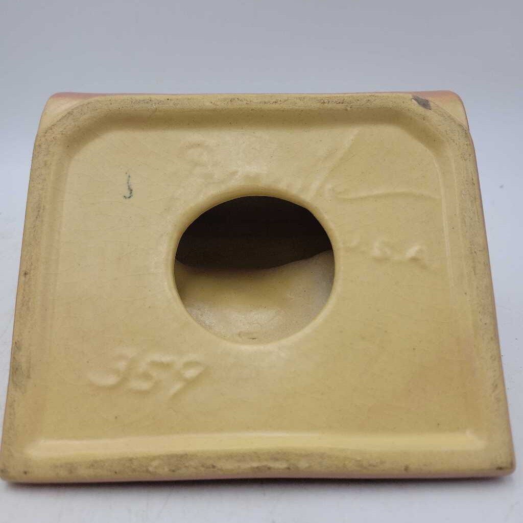 Roseville bookend Single (NUR)JR