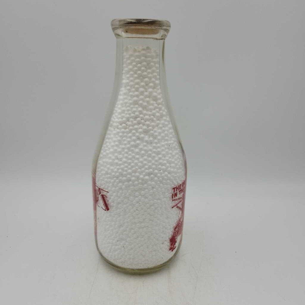 Farquhar's Dairy Quart Milk bottle (JEF)