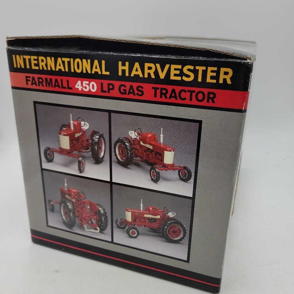 International Harvester Farmal 450 LP GAS TRACTOR
