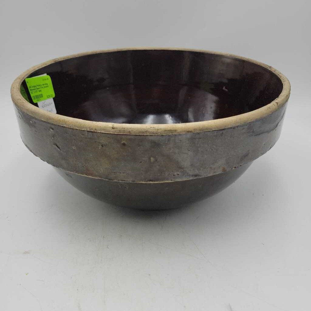 Antique Pottery serving Stoneware Bowl (Tre)