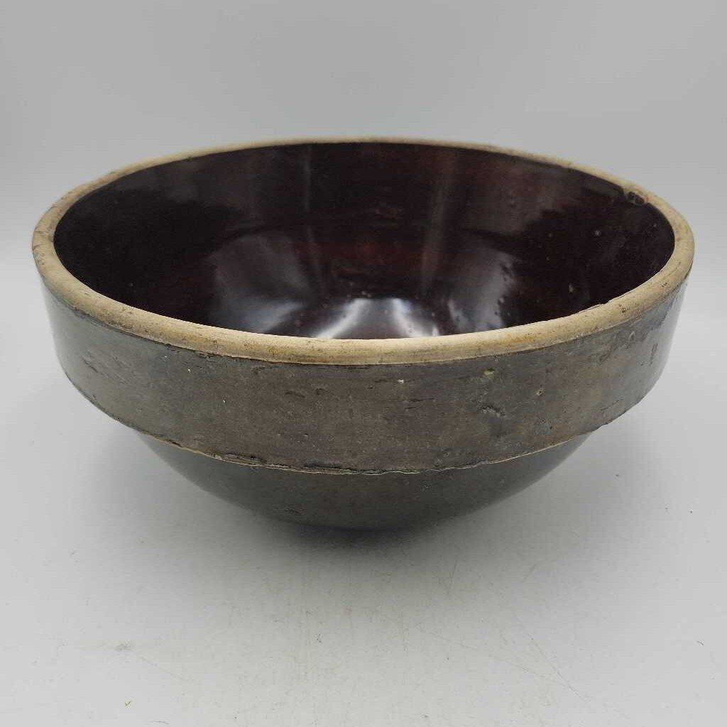 Antique Pottery serving Stoneware Bowl (Tre)