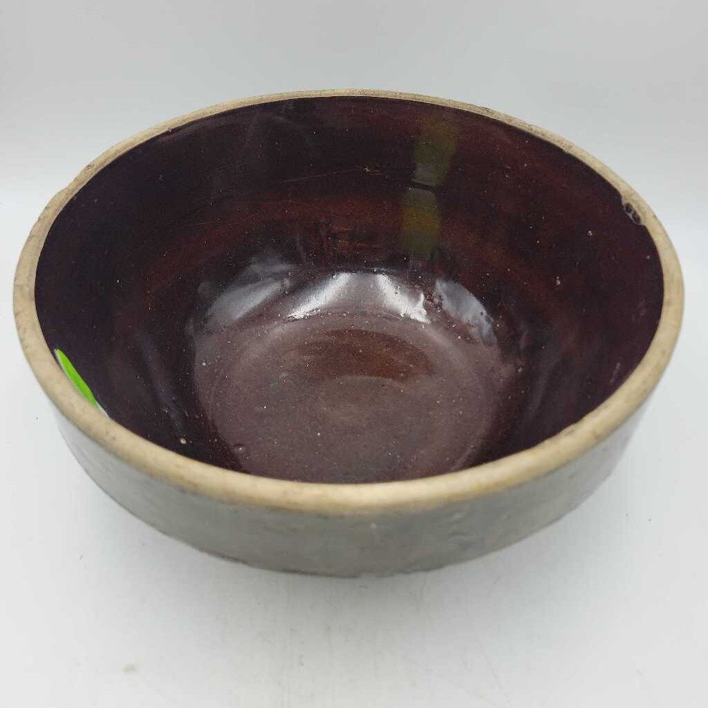 Antique Pottery serving Stoneware Bowl (Tre)