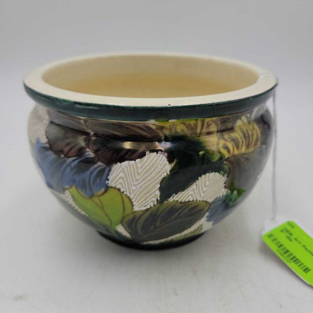 Art Pottery bowl (DEB)