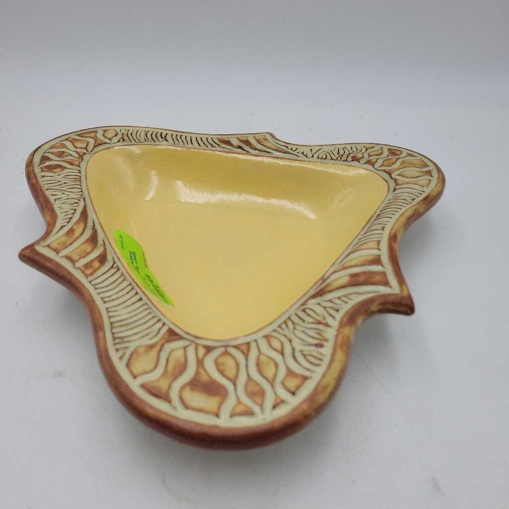 Hand Made Pottery bowl marked Jump (JH49)