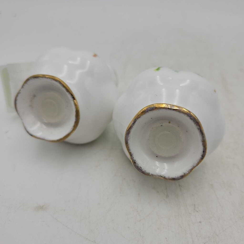 Royal Albert Salt and Pepper Yellow Tea rose (PR) (YVO) (504)