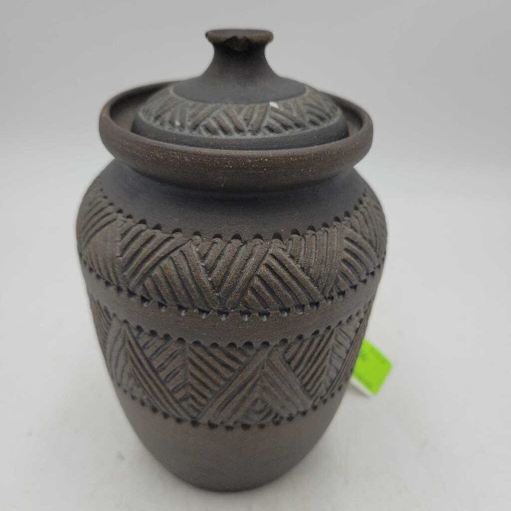 Six Nations Pottery Covered Jar as is (DEB)