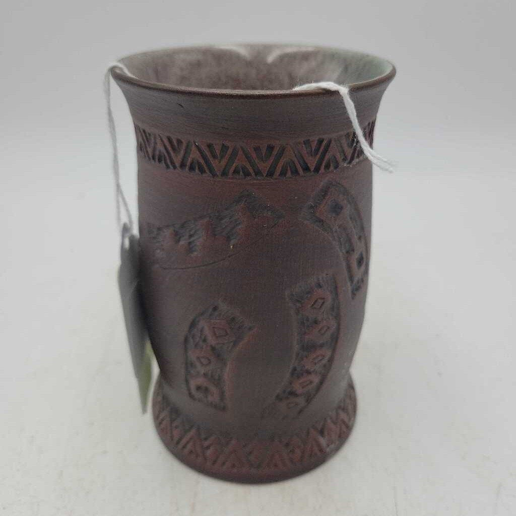 Six Nations Pottery Vase (DEB)