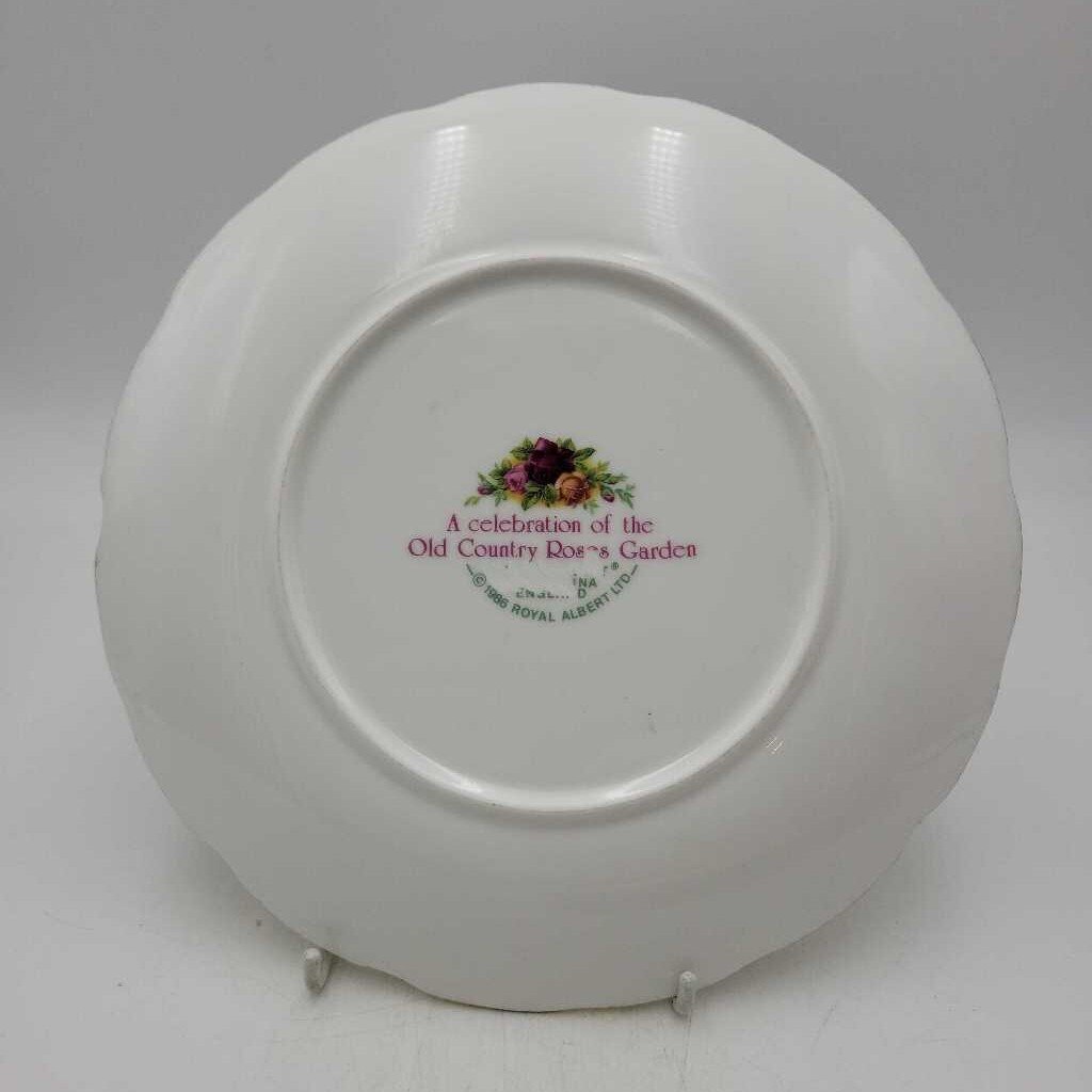 Old Country Rose 25th Anniversary Plate (YVO) (505) Royal Albert