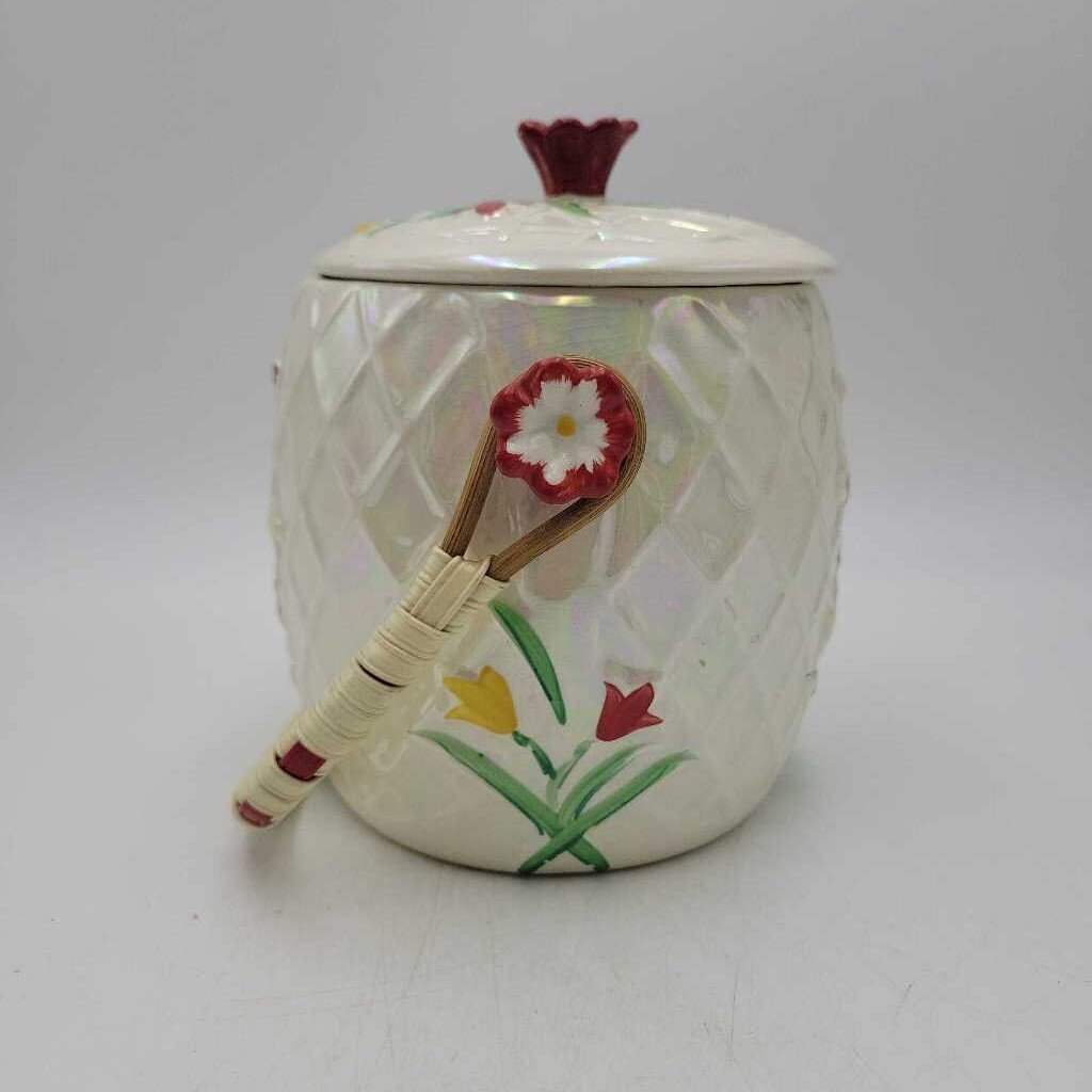 Wade Biscuit Barrel (YVO) 505