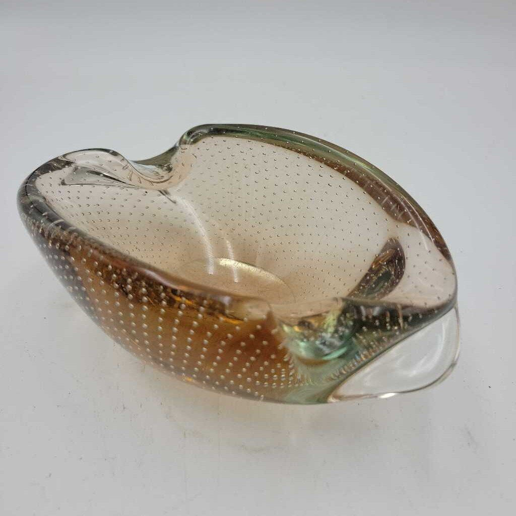 Art Glass Controlled Bubble Ashtray (DS) 3576