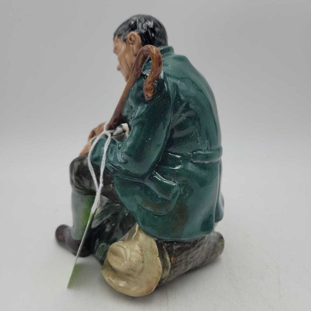 Royal Doulton "The Master" HN2325 Figurine (DMG) 0236