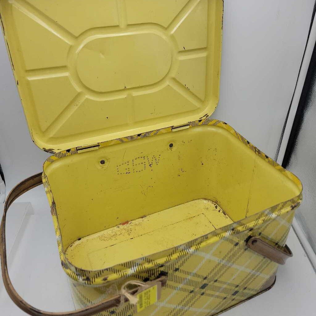 Vintage "Yellow Plaid" Metal GSW "Picnic Basket" (c. 1950's)