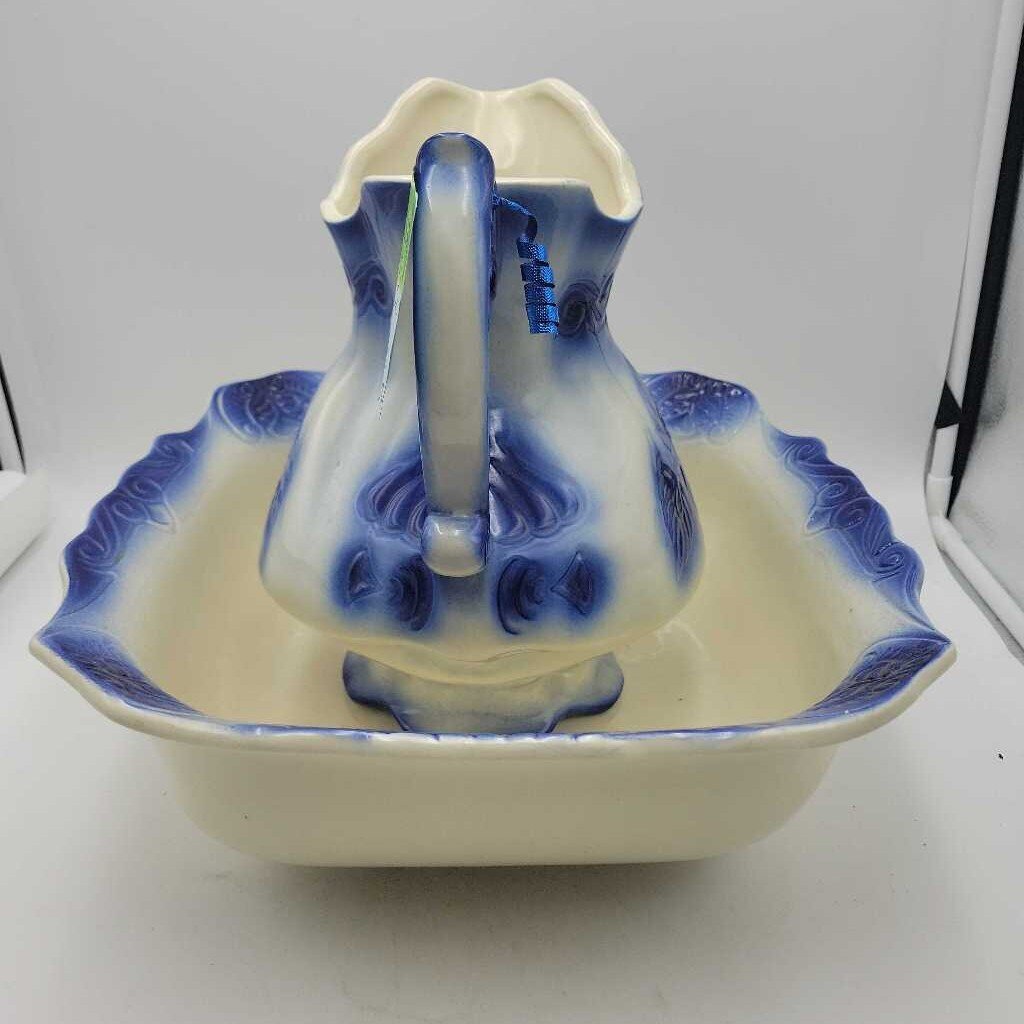 McCoy pottery Pitcher and Rare Square bowl