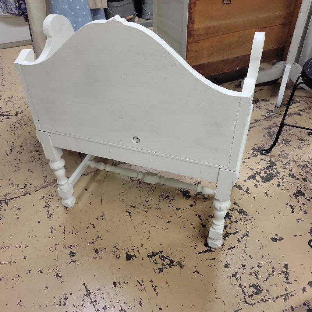 Farm House Bench (RB)