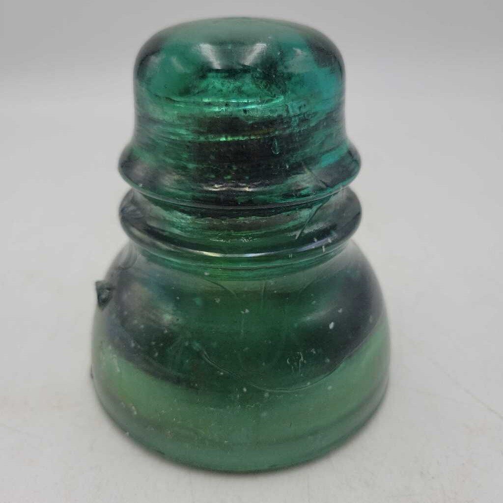 #42 Insulator with snow (JAS)