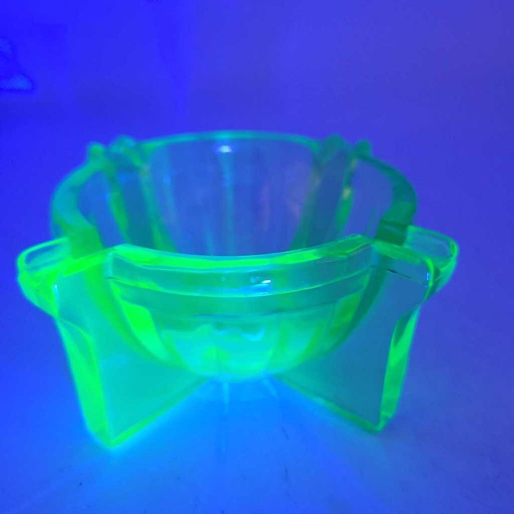 Uranium Ashtray (GEC)
