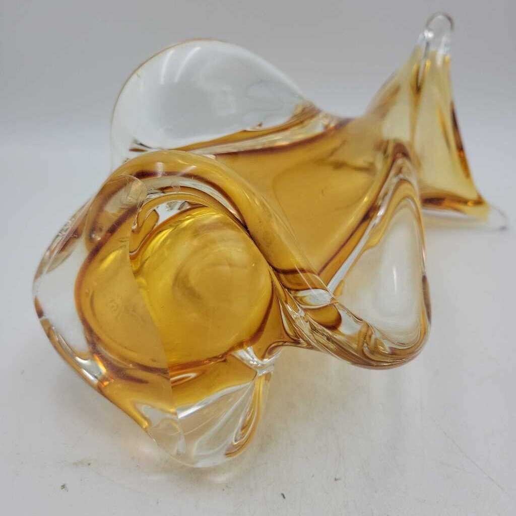 MCM-Honey Amber Swirl Vase- Chalet Glass (LOR)