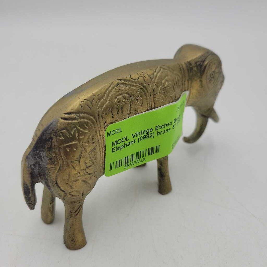 Vintage Etched Brass Elephant (0992)