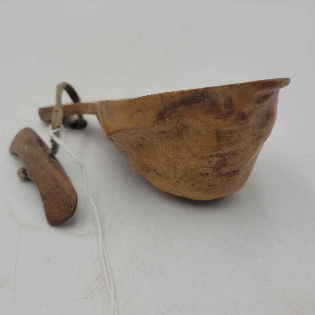 Hand Made Antique Wooden Canoe Cup (DEB)