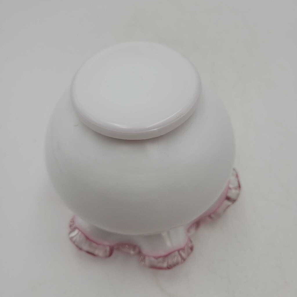 Fenton Art Glass Vase (DS) 3334