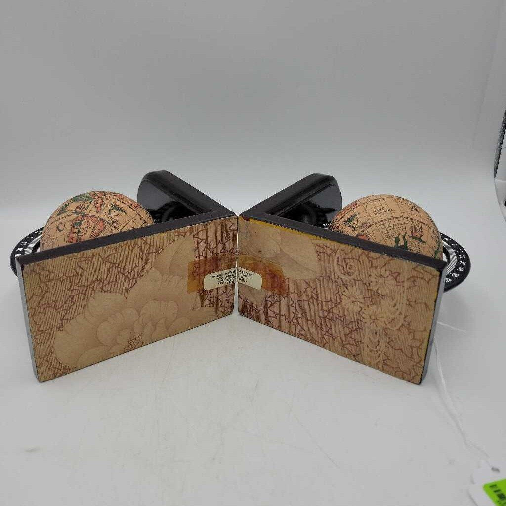 Globe Bookends (GEC)