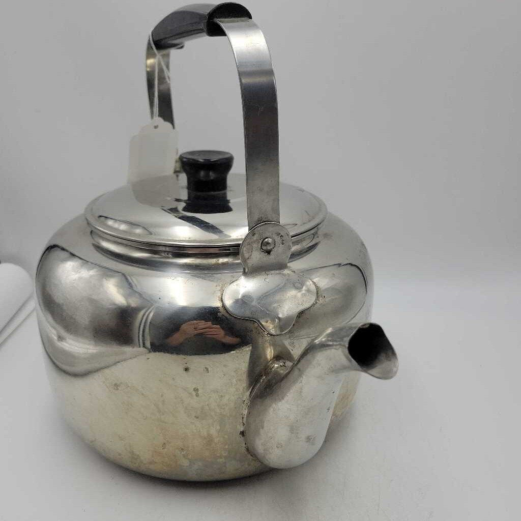 Large stainless Kettle (GEC)
