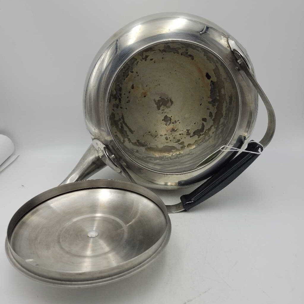 Large stainless Kettle (GEC)
